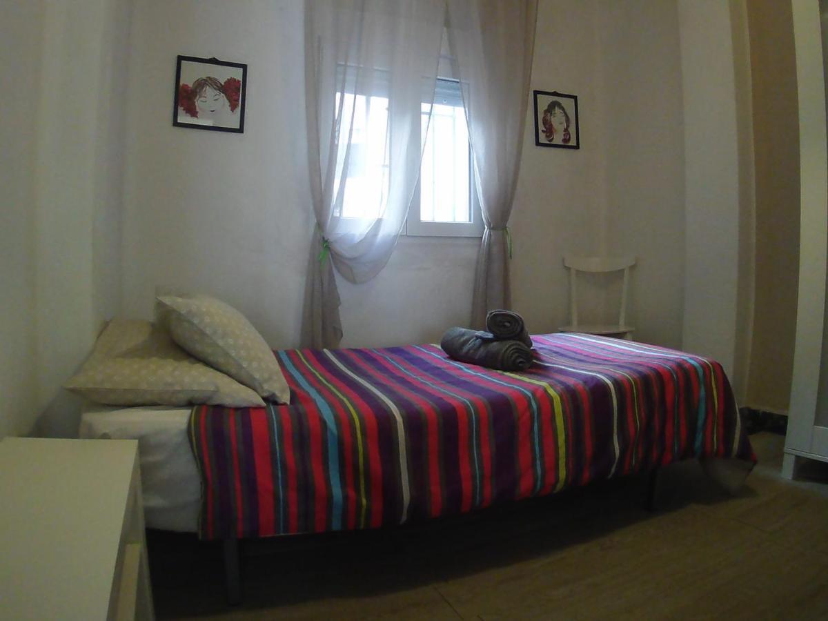 Готель La Casita De Pepe - Piso Compartido Валенсія Екстер'єр фото